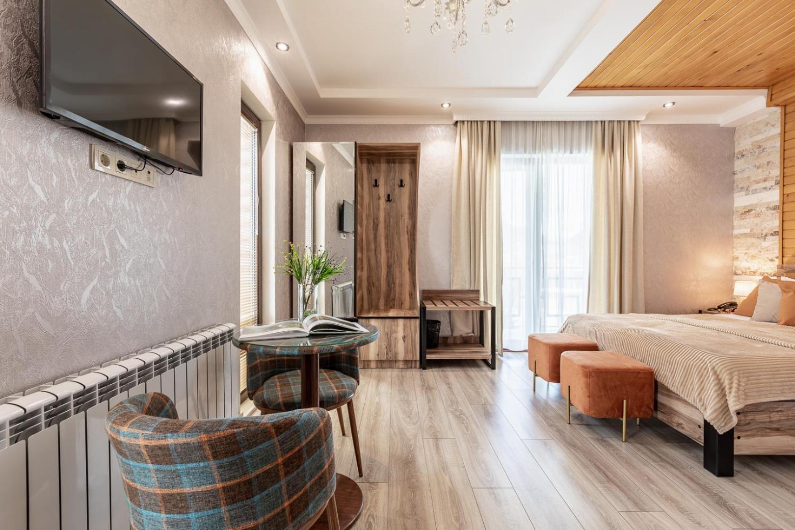 Hotel Gold Tower Местия Экстерьер фото